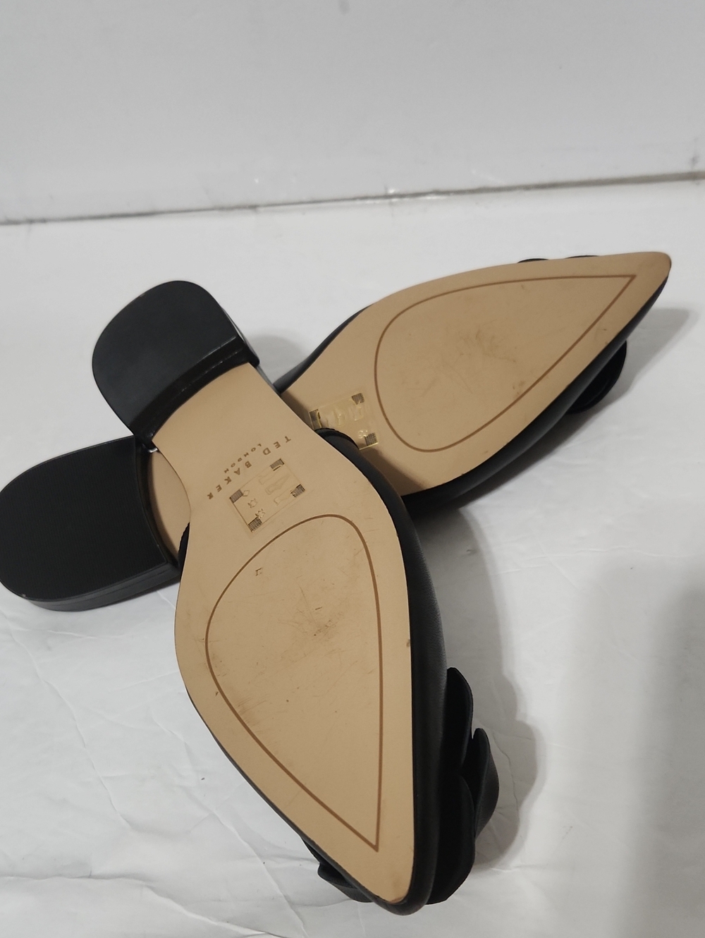 NWOB Ted Baker London Lili Rose Pointed Toe Slingbacks Flat. Size 6.5 - Picture 13 of 15